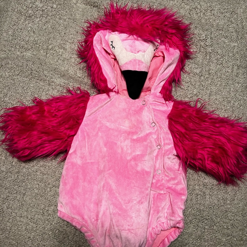 EUC Pottery Barn Baby Flamingo Halloween Costume 🦩